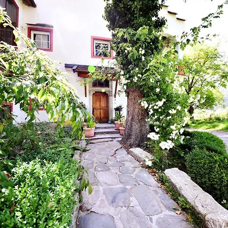 Kır Evi Castel Campan *